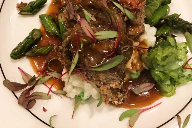 Filet with Fresh Asparagus
