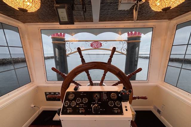 Scarlett Belle wheelhouse