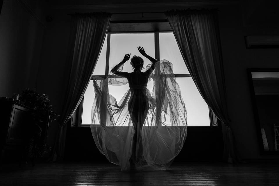Bride getting ready moments