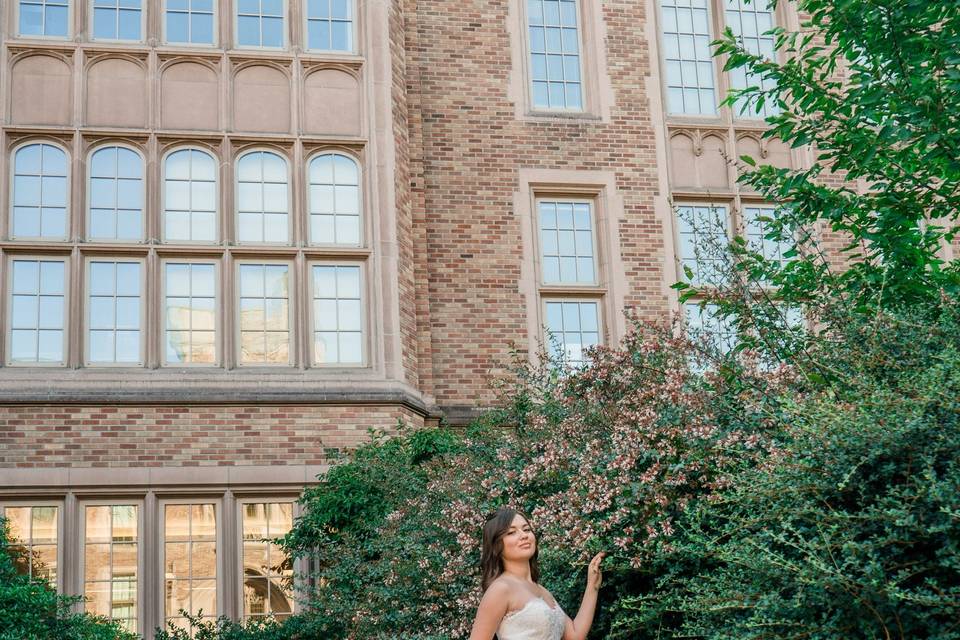 Bridal portraits in natural li