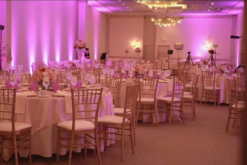 Our gold chiavari chairs and sequin linen added an elegant touch to this wedding