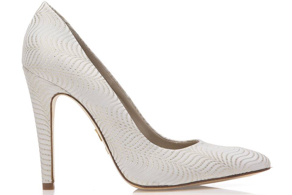 White and gold silk pointy toe pump, JustENE Arnolfini