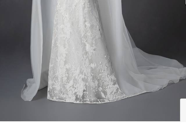 Wedding gown