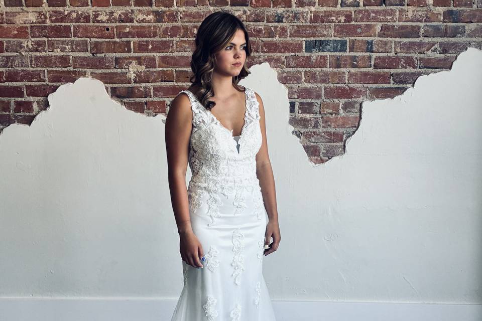 Wedding gown