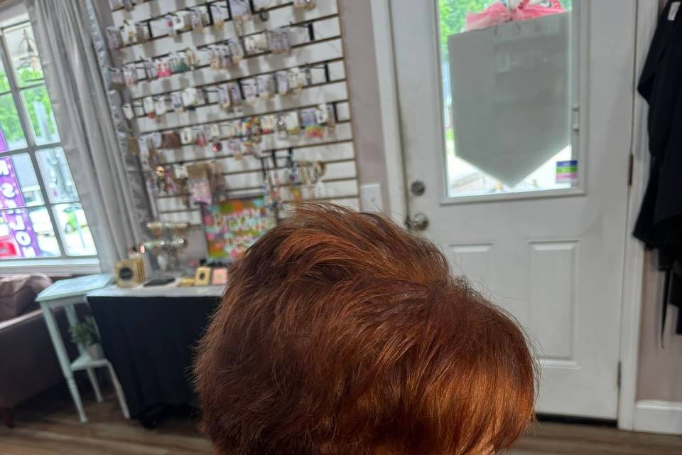 Be-YOU-tiful Salon