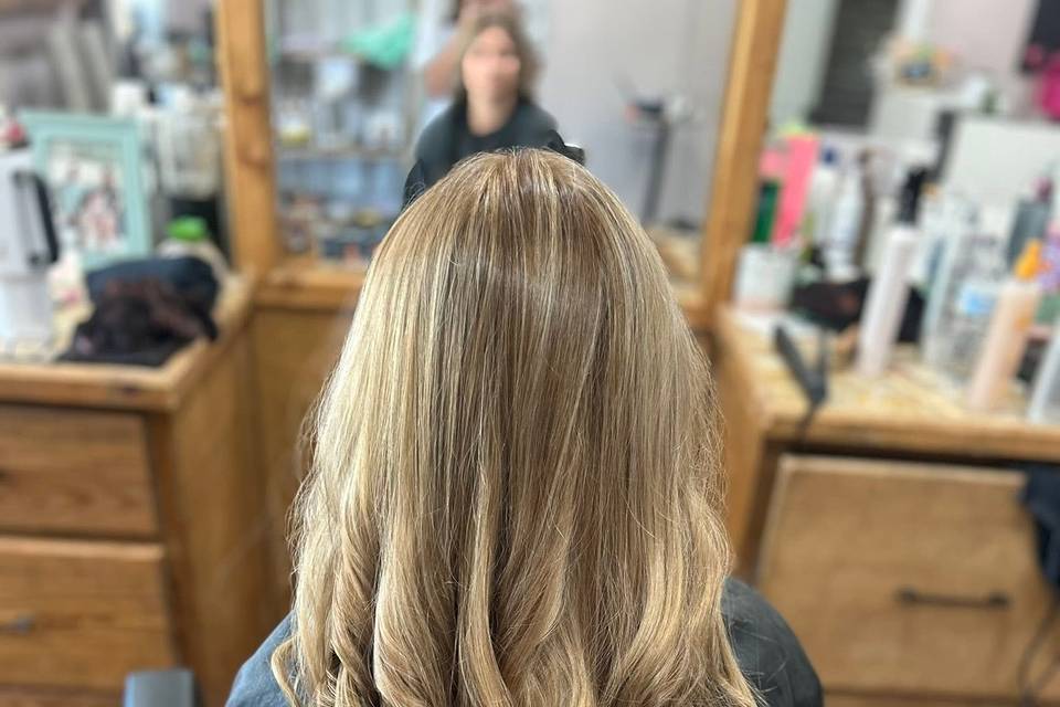 Be-YOU-tiful Salon