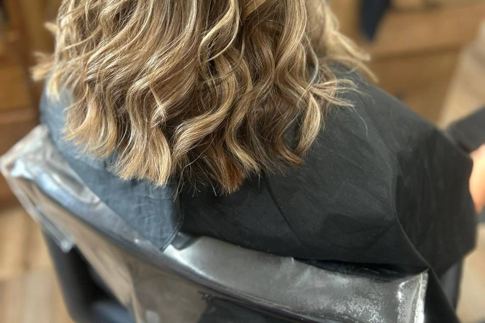 Be-YOU-tiful Salon
