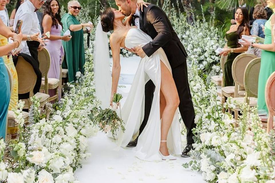 Graceful bridal entrance