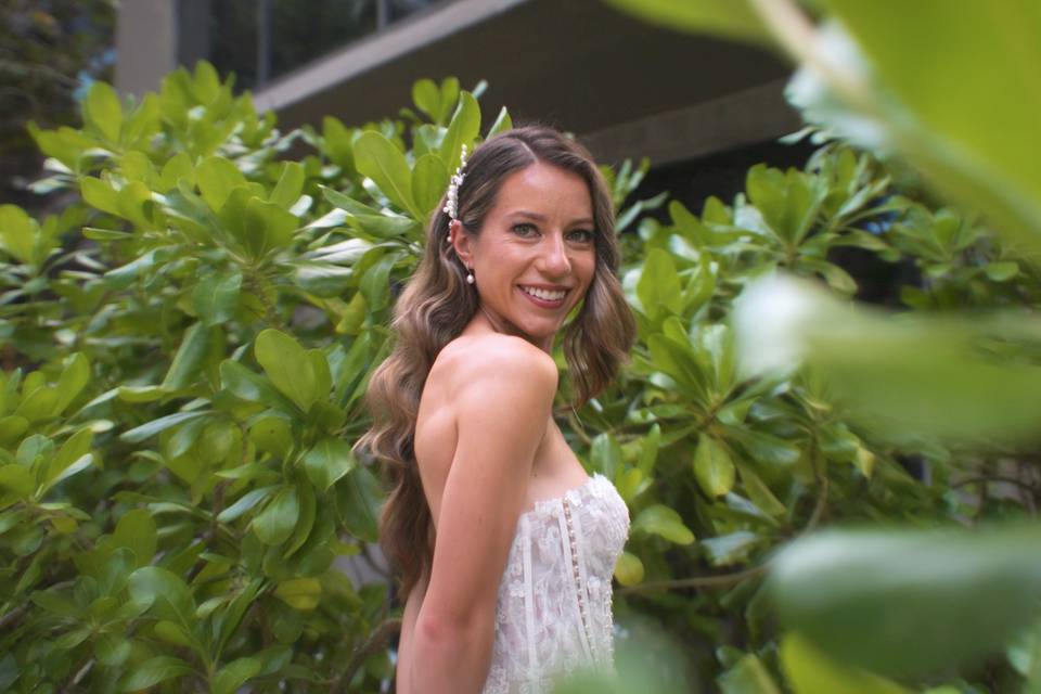 Radiant bridal moment