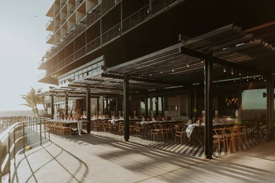 Warm light, calm moments