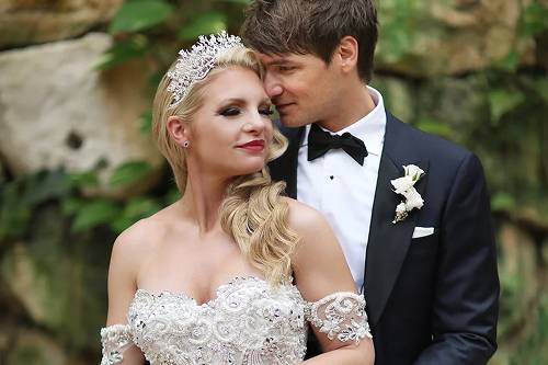 Soft bridal glow