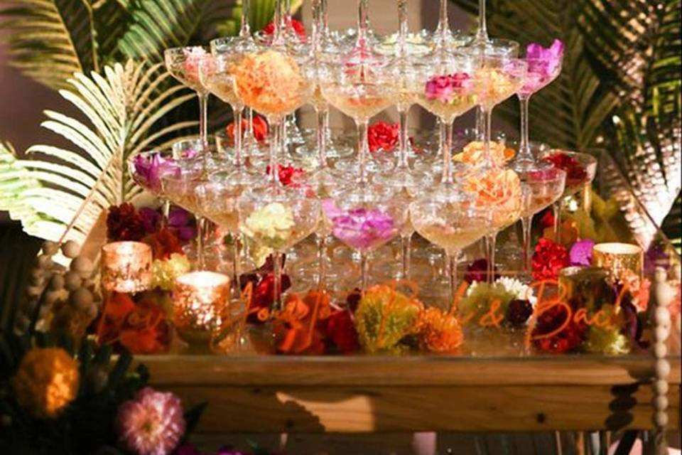 Floral bar for the evening
