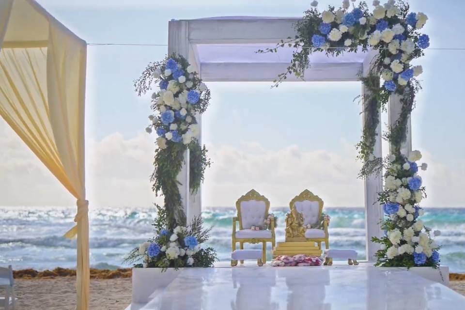 Dreamy ceremony in Cancun