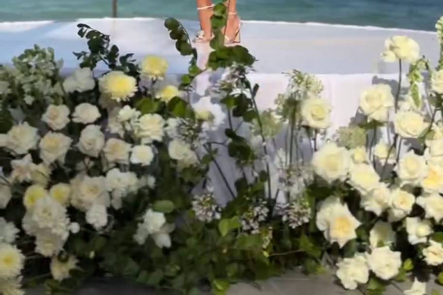Glowing bridal moment