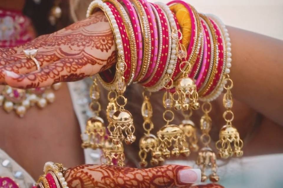 Bright bridal details