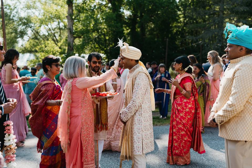 Welcoming of the Groom