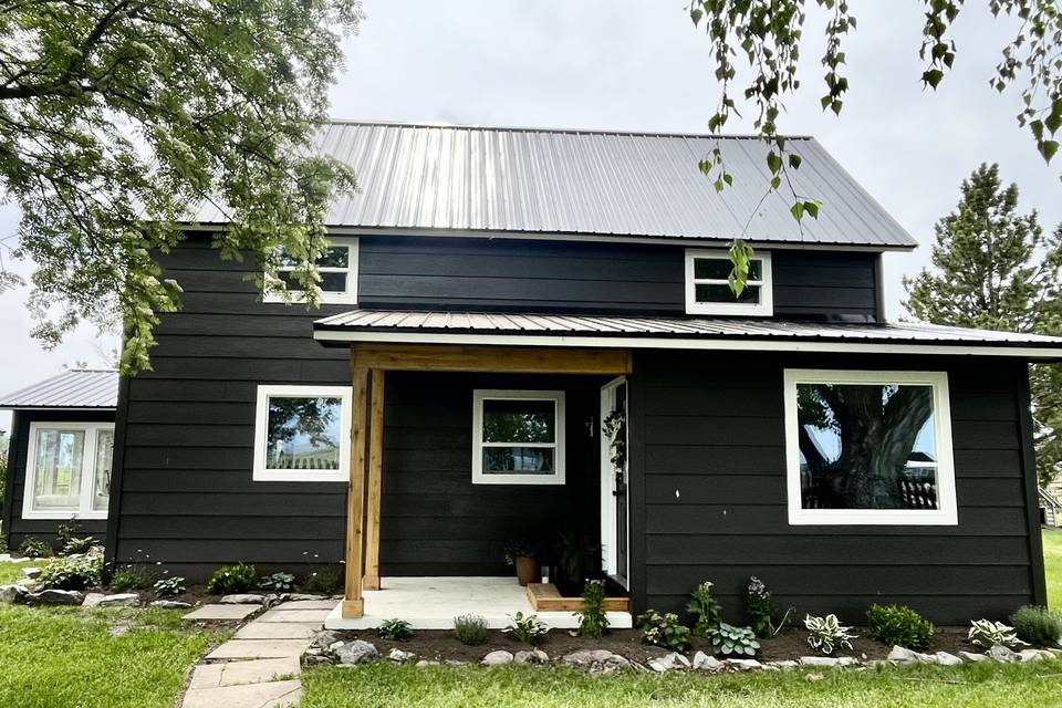 The Farmhouse at Flathead Lake