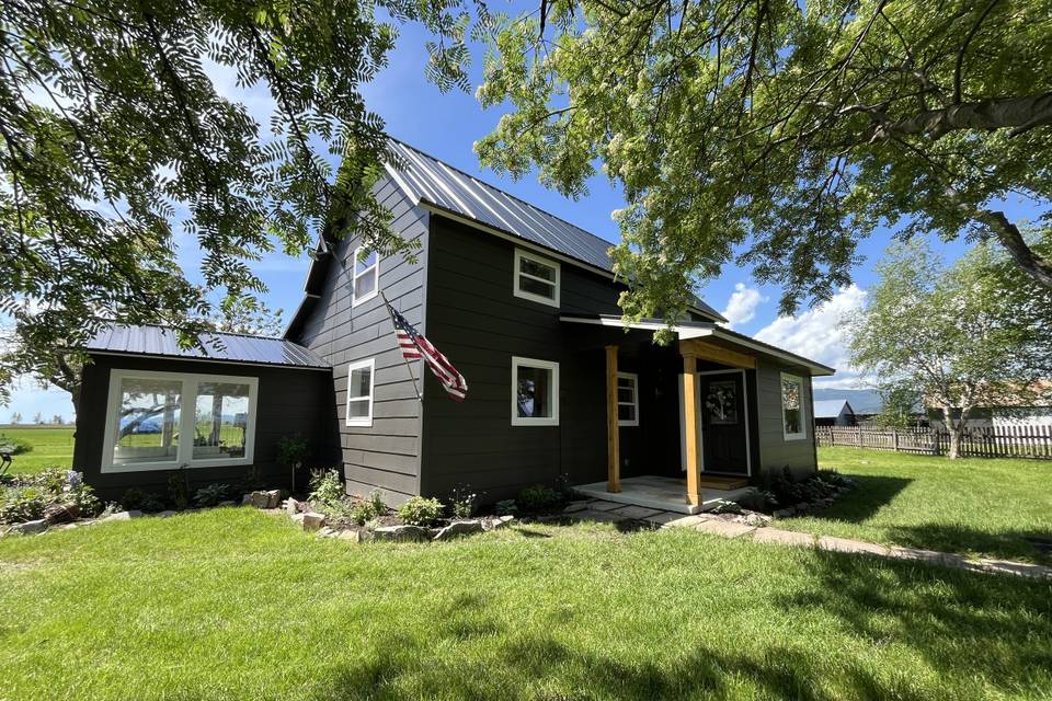 The 1915 Farmhouse