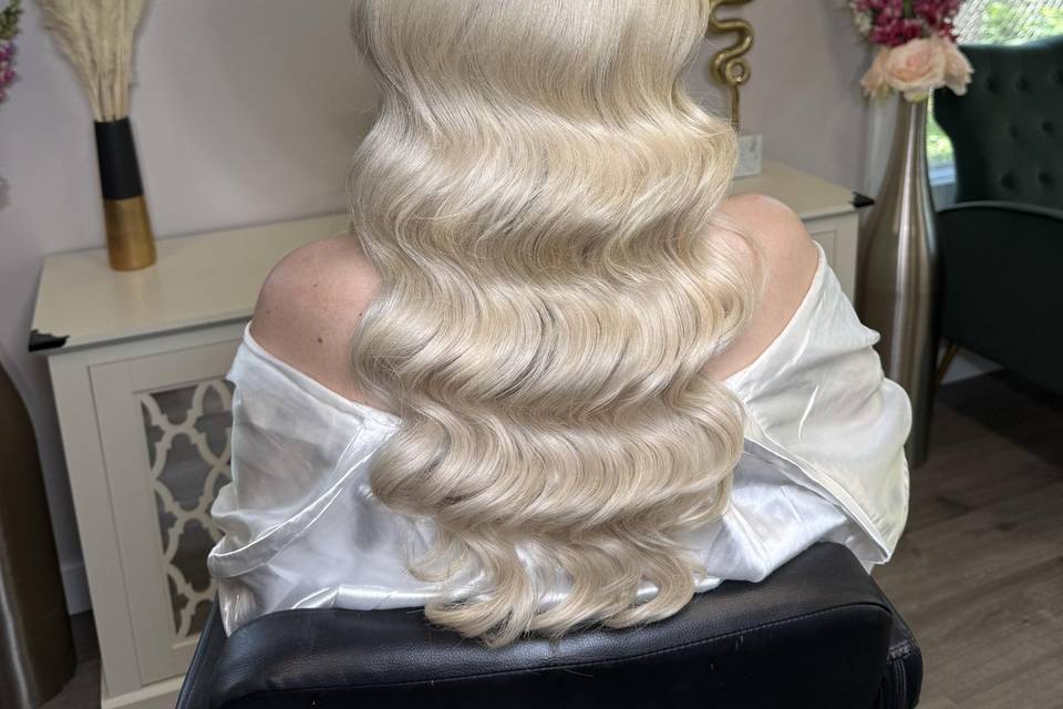 Aesthetic beauty bar