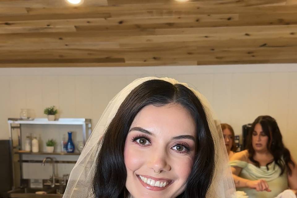 Aesthetic beauty bar