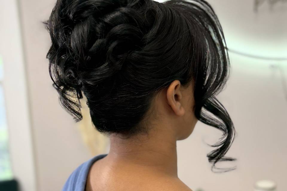 Aesthetic beauty bar
