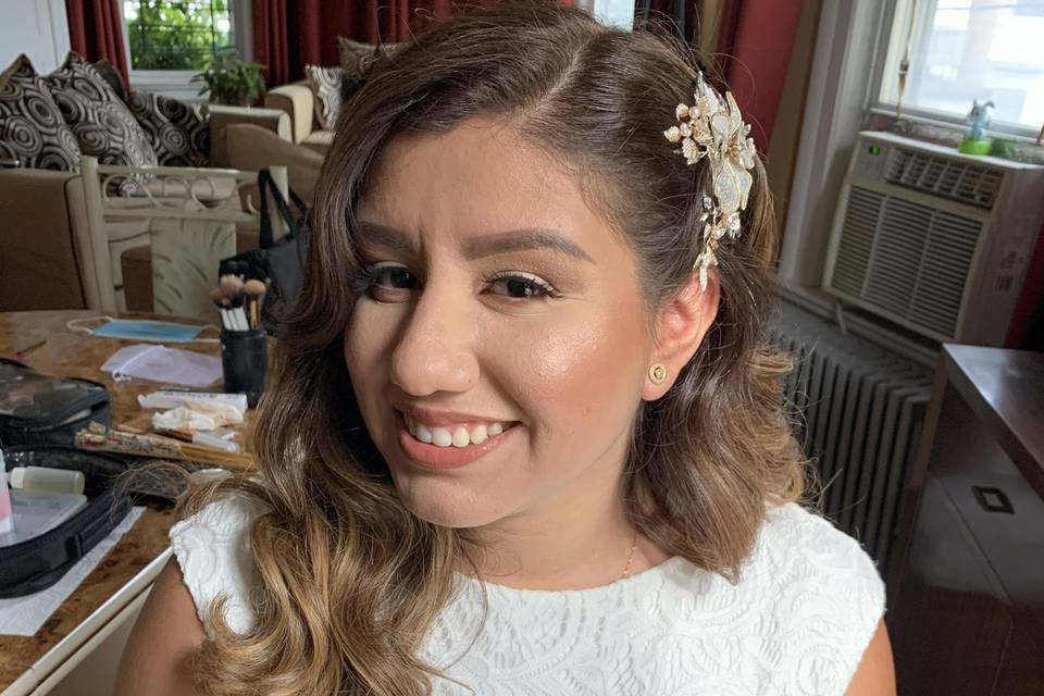 Sweet and subtle bridal glam