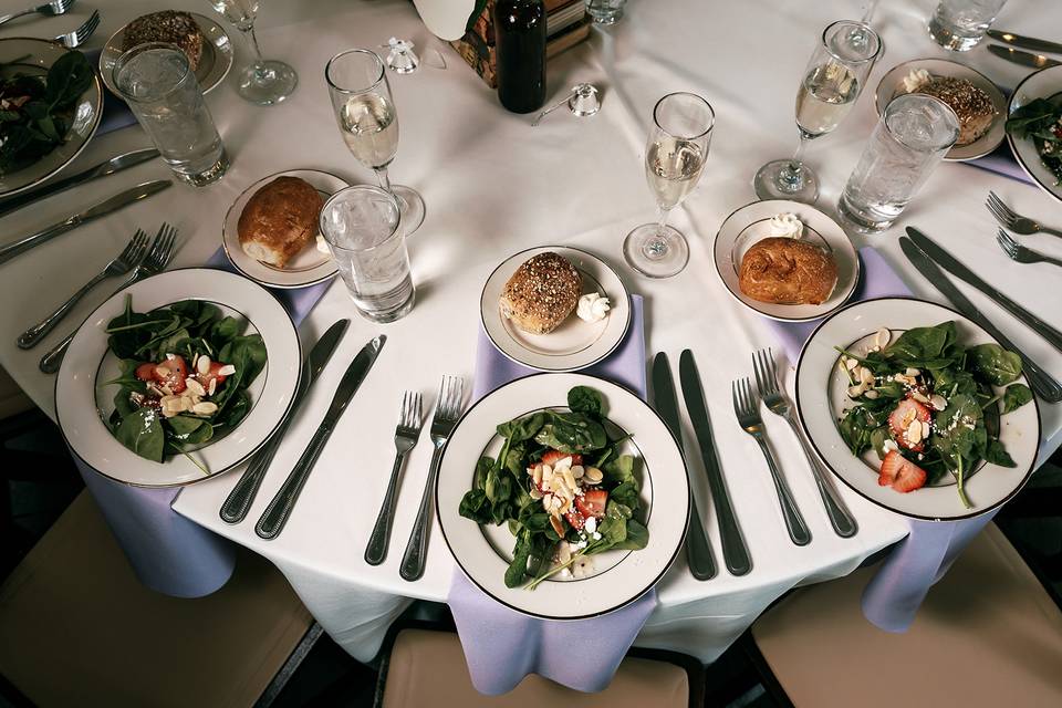 Young spinach salad