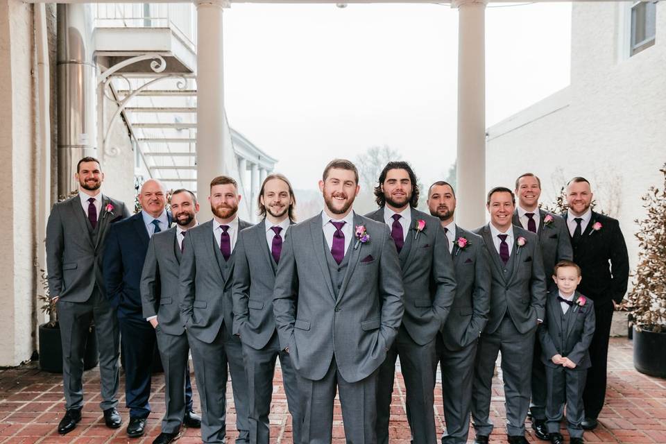 Groomsmen in the breezeway