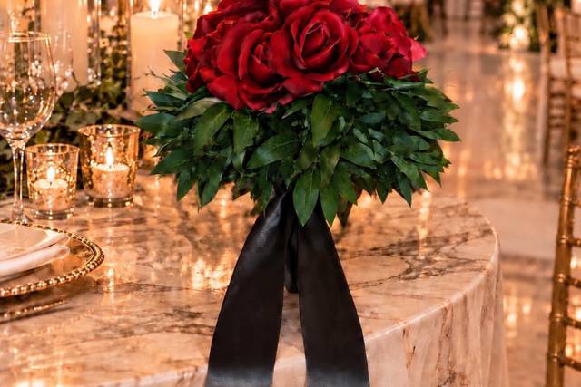 Crimson_Detail_WeddingPro_2400x3200.png