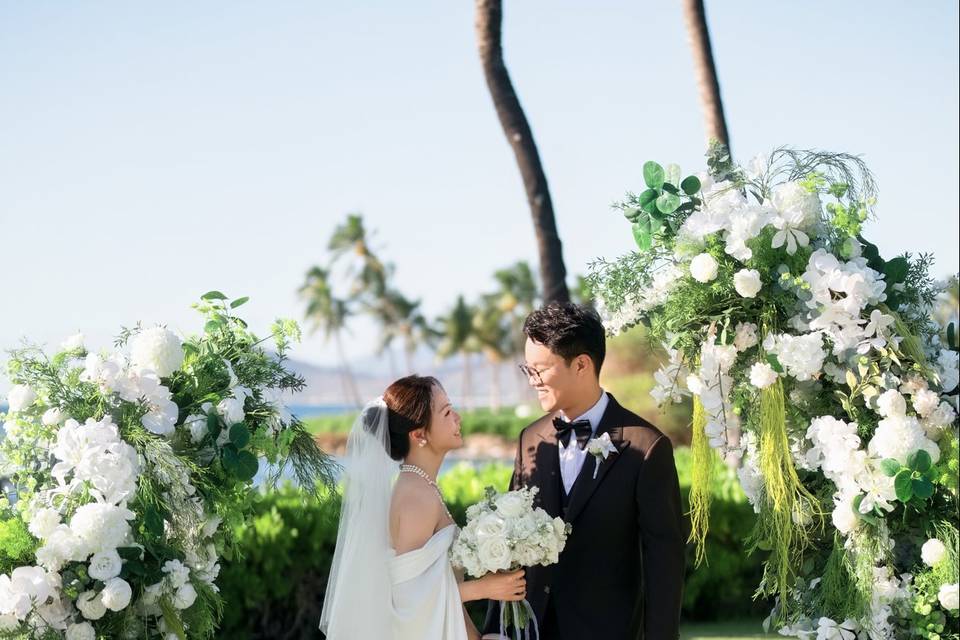 Lanikuhonua Small Wedding