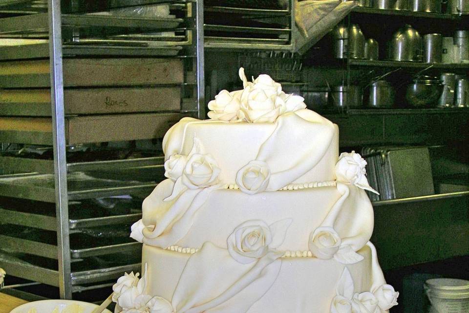 5-tier wedding cake