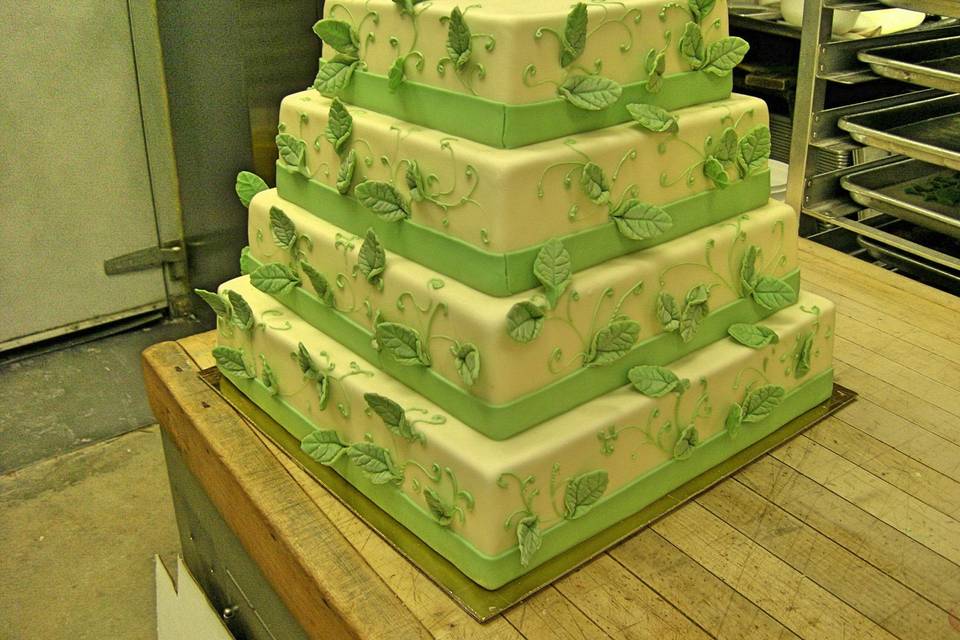 4-tier pistachio wedding cake