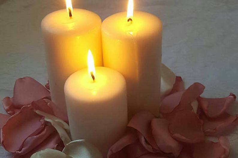 CNETERPIECES WITH CANDLES