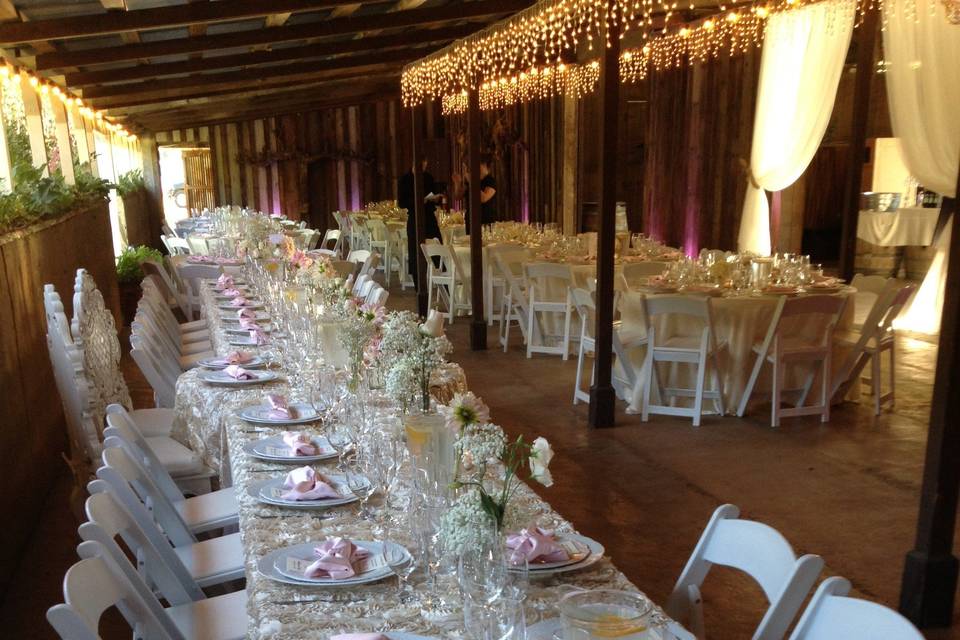 Long table settings