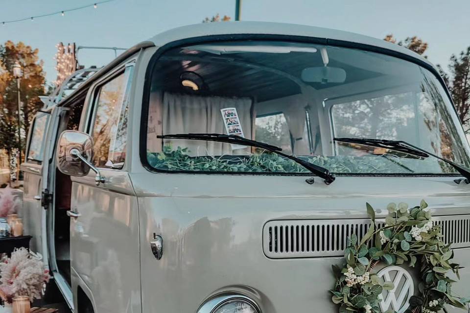 Flashback Photo Bus