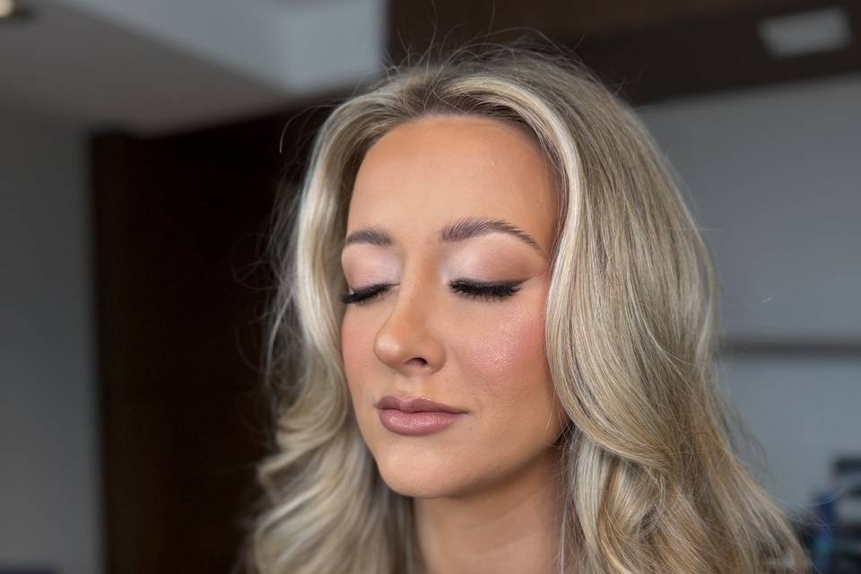Bridal soft glam