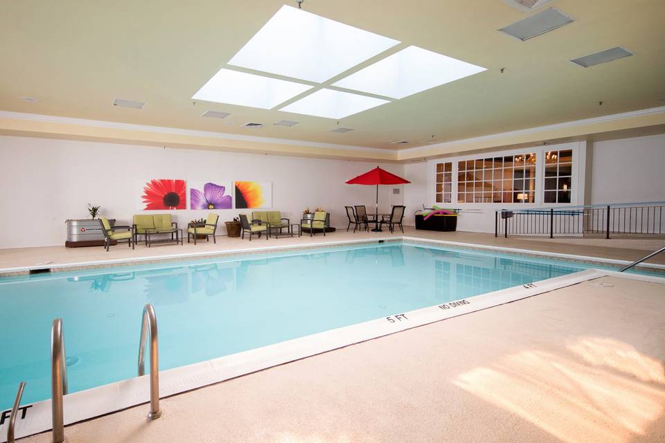 Kirkley Hotel Indoor Pool