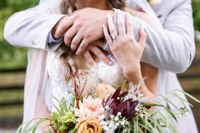 Nicole Stone Weddings