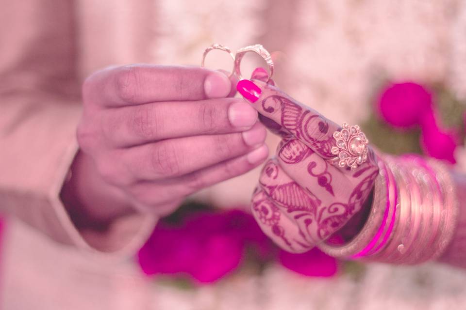 Rings and henna