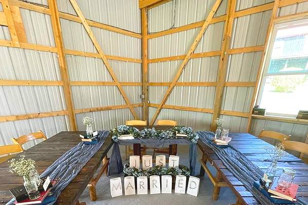 Side Event Barn