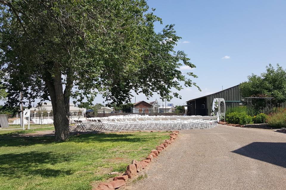 The Historic White-Pool House