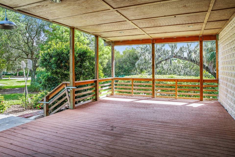 Hardwood Floor Deck