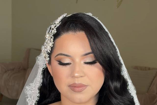 Full glam
