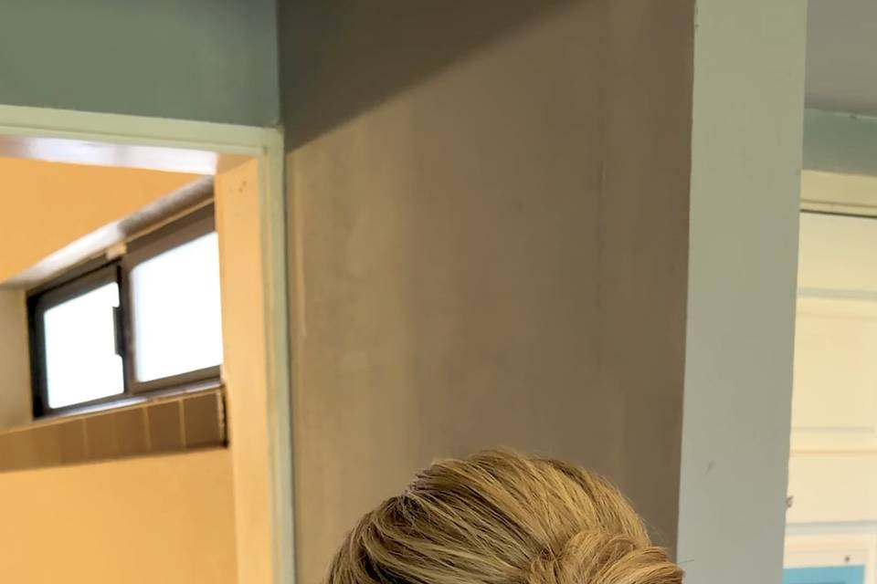 Low updo