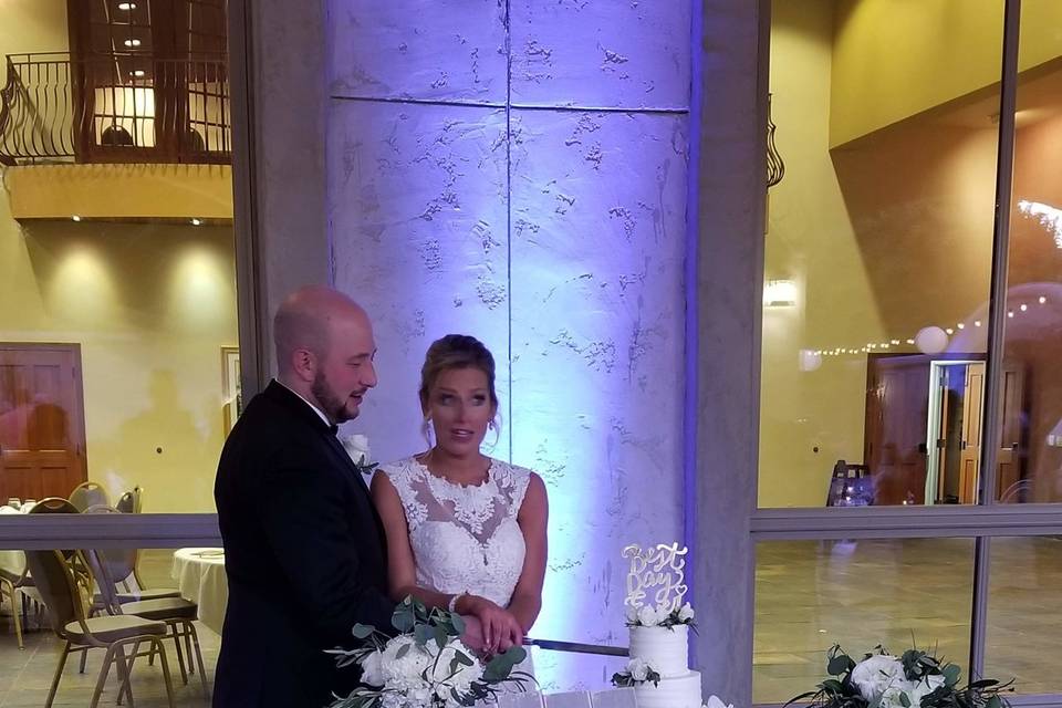 Cutting the cake