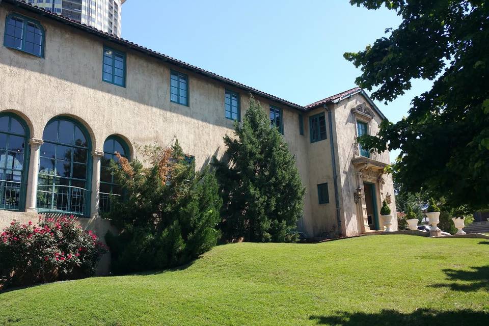 Dresser Mansion Wedding