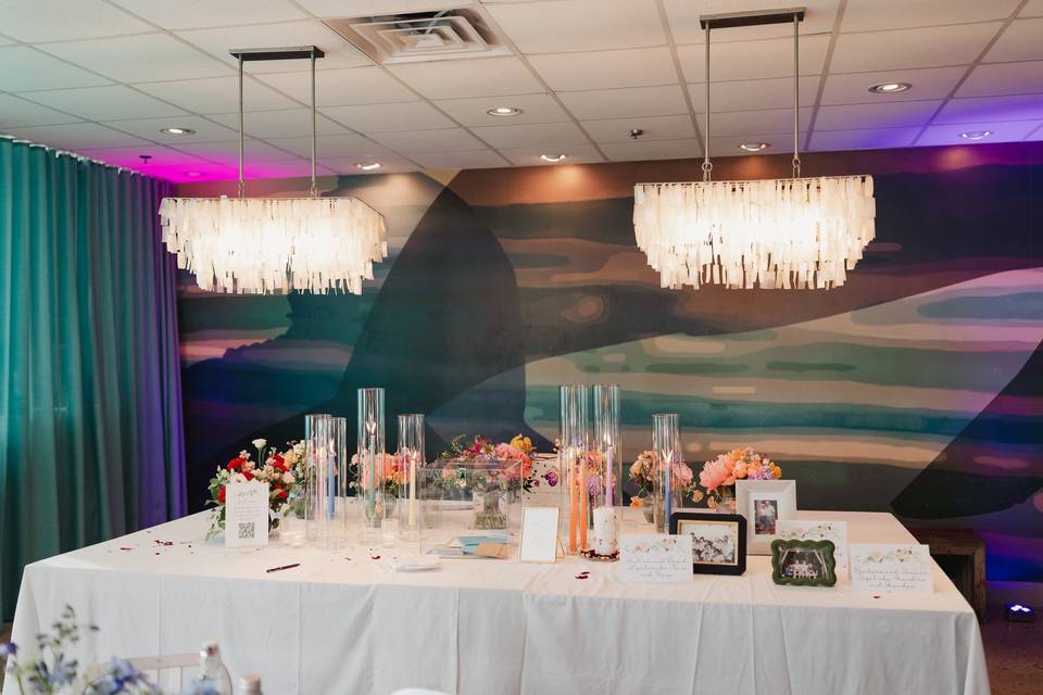 Guest Table