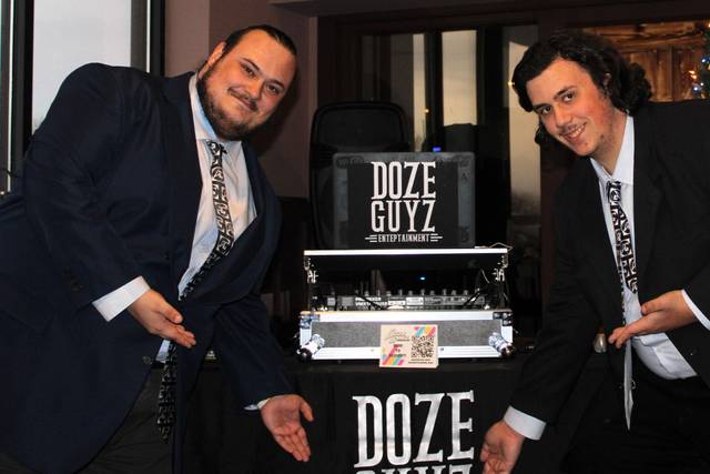Doze Guyz Entertainment