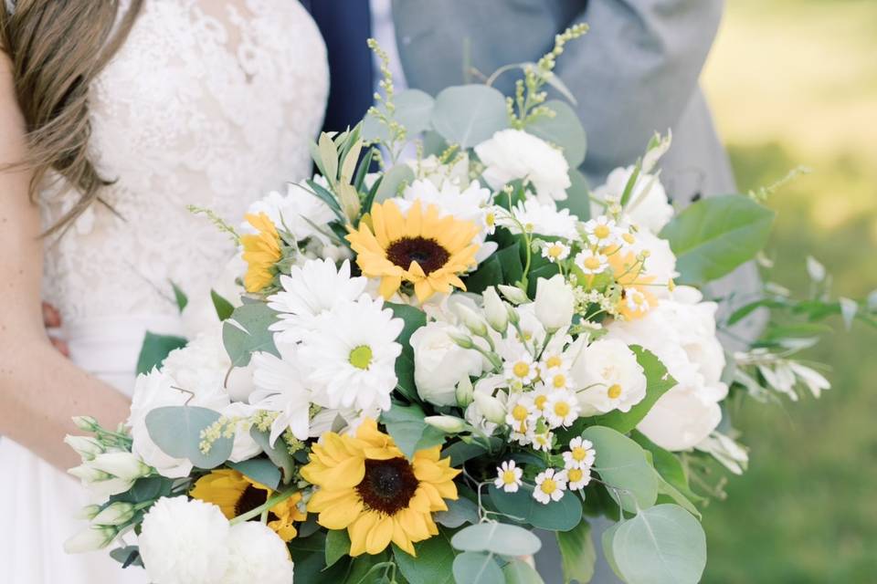 Sunflower bouquet