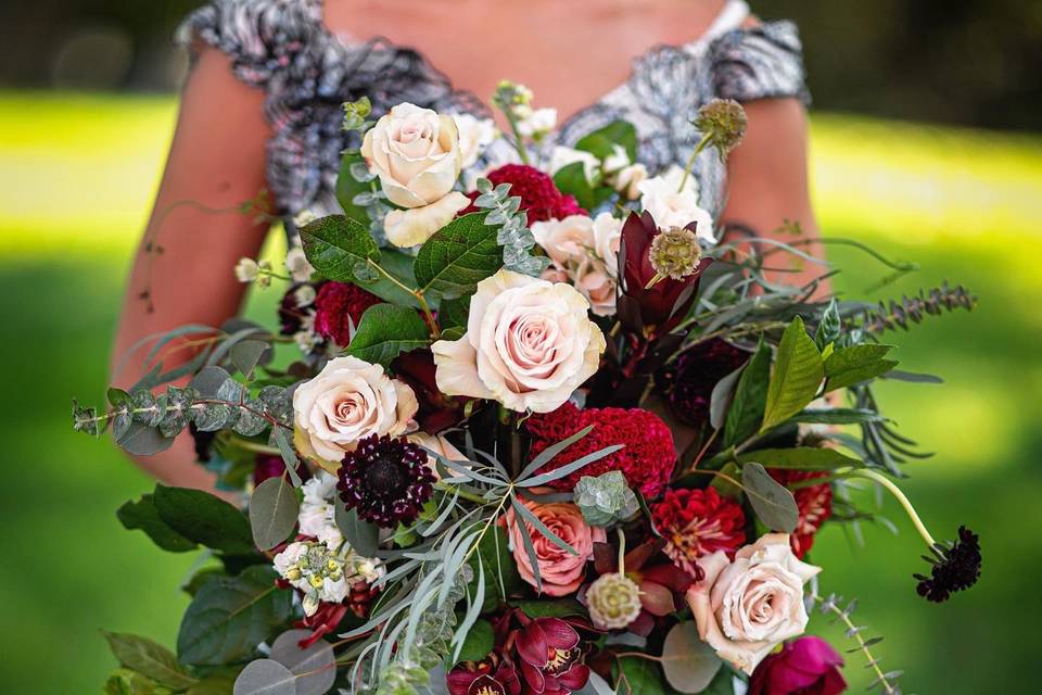 Blush and maroon bouquet